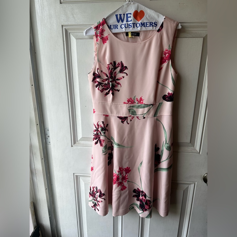 Nine West sleeveless dress in a soft blush pink with a floral print